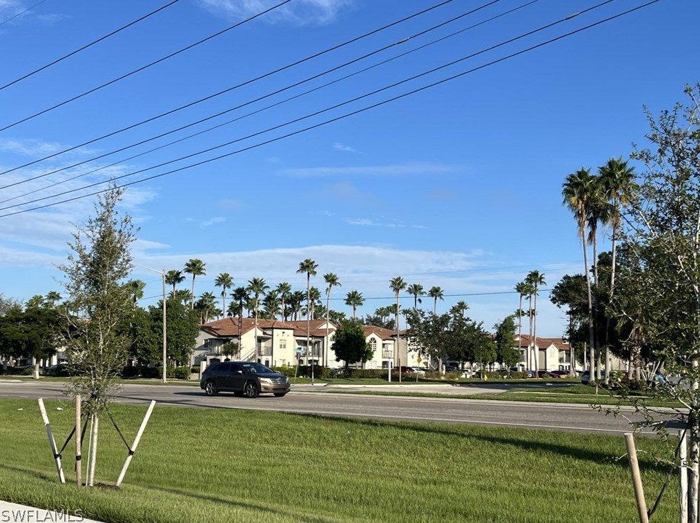 3405 Winkler Ave, Fort Myers, FL 33916-8405