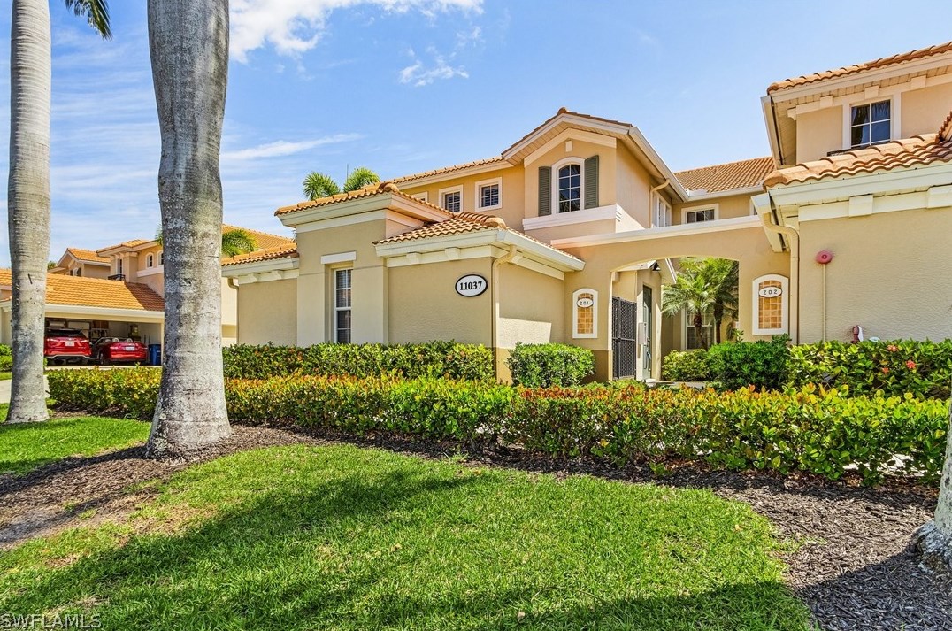 11037 Harbour Yacht Ct, Fort Myers, FL 33908-1114