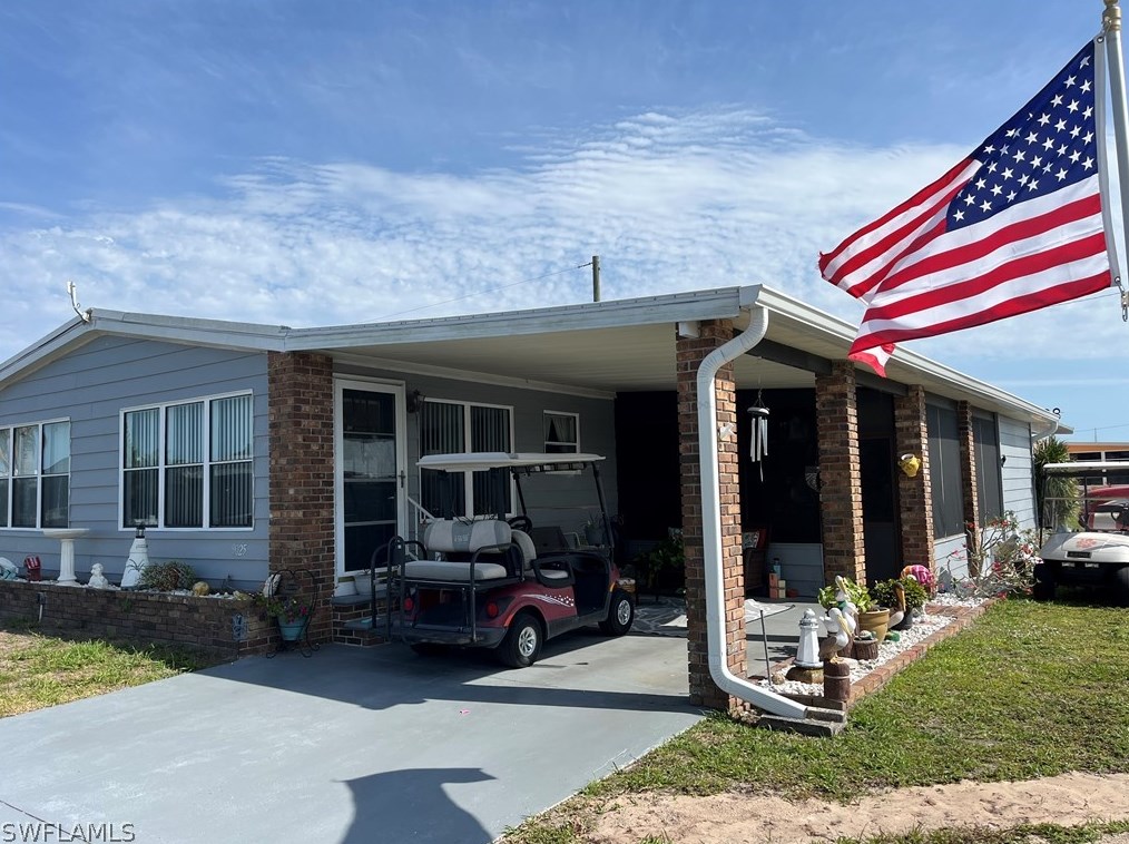 9025 Arbor Dr, Fort Myers, FL 33903-2175