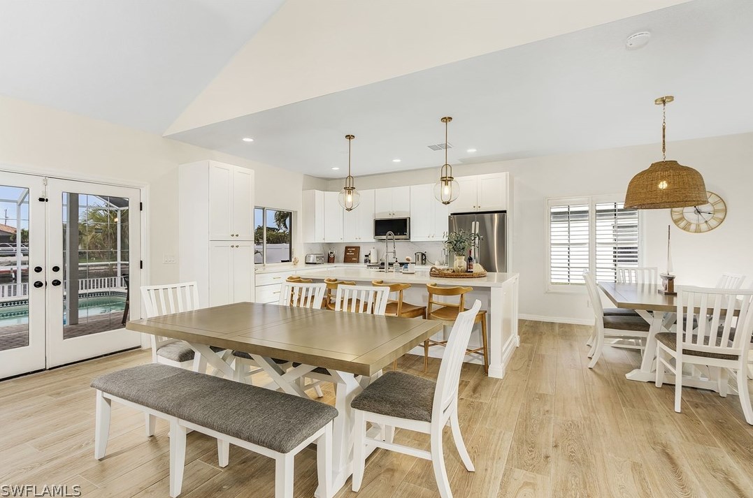 4006 25 Pl, Cape Coral FL  33914-5470 exterior