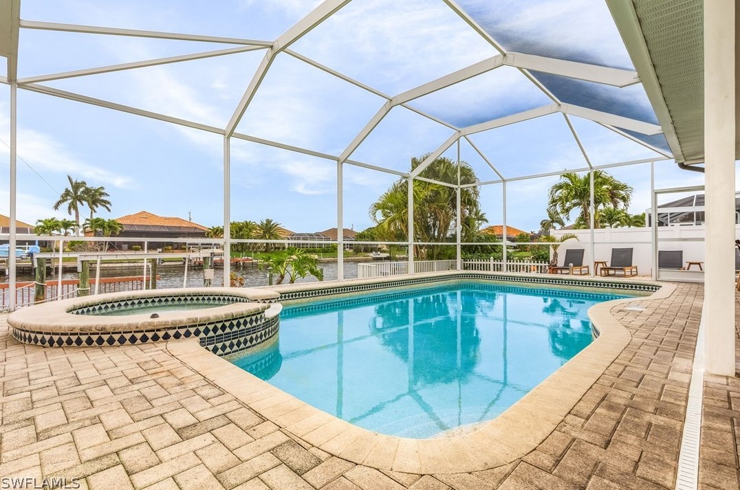 4006 25 Pl, Cape Coral FL  33914-5470 exterior