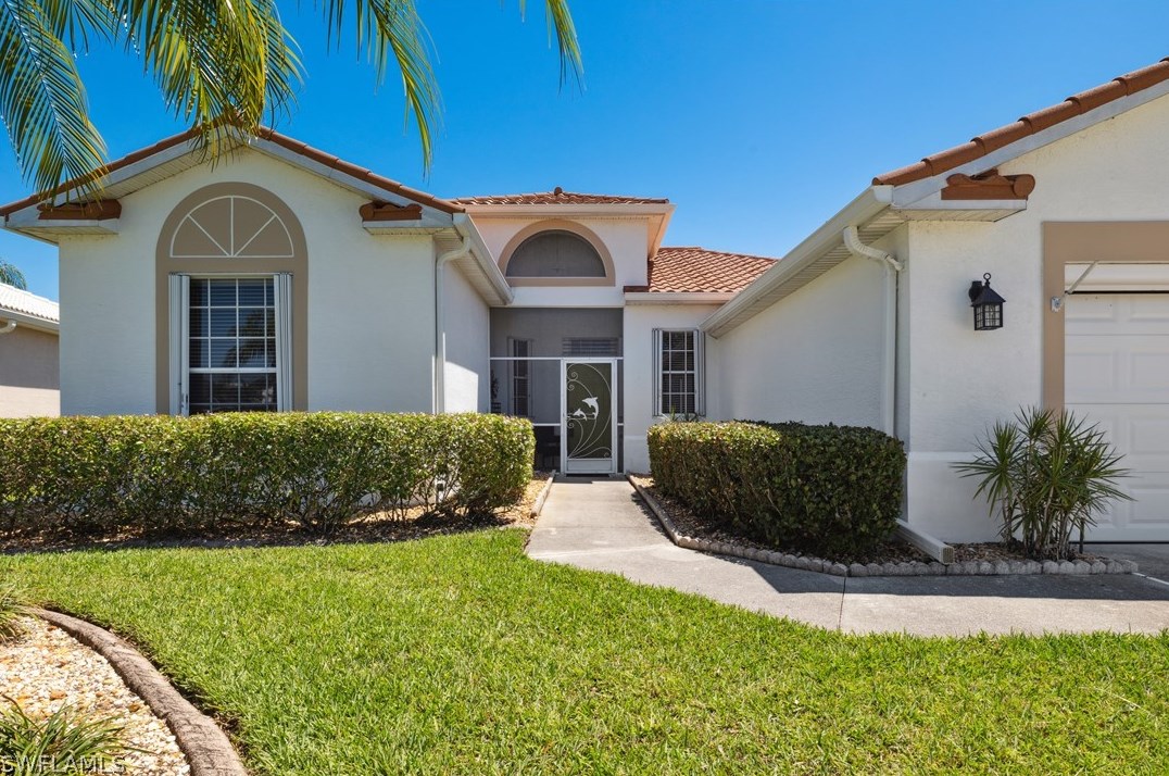 2270 Rio Nuevo Dr, Fort Myers, FL 33917-6773