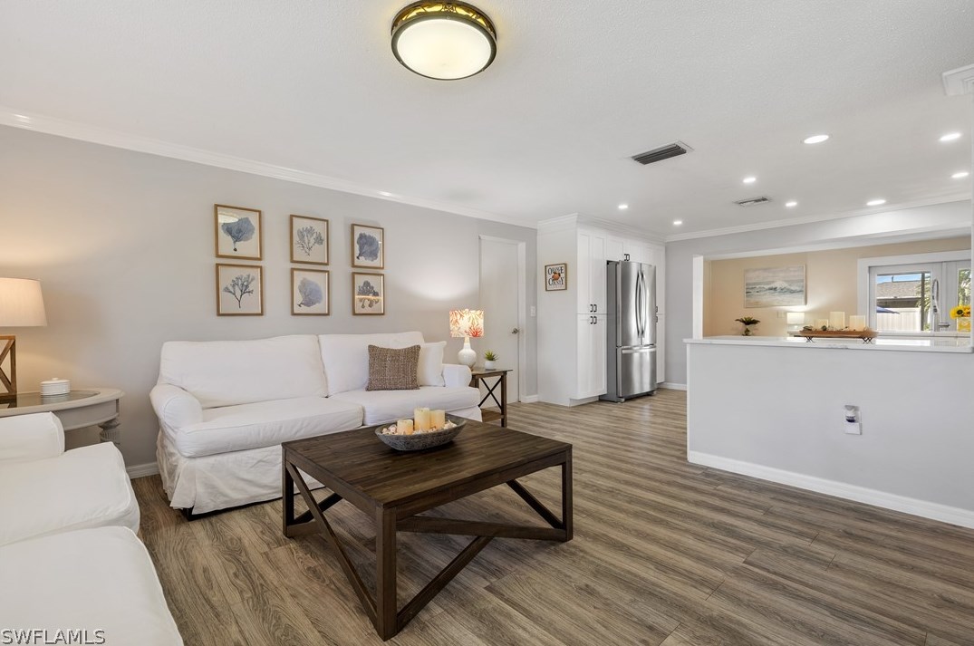 804 Entrada Dr, Fort Myers FL  33919-3212 exterior