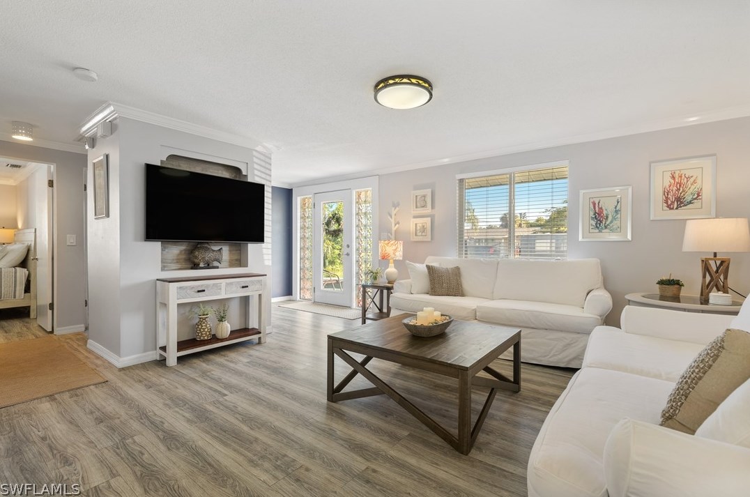 804 Entrada Dr, Fort Myers FL  33919-3212 exterior