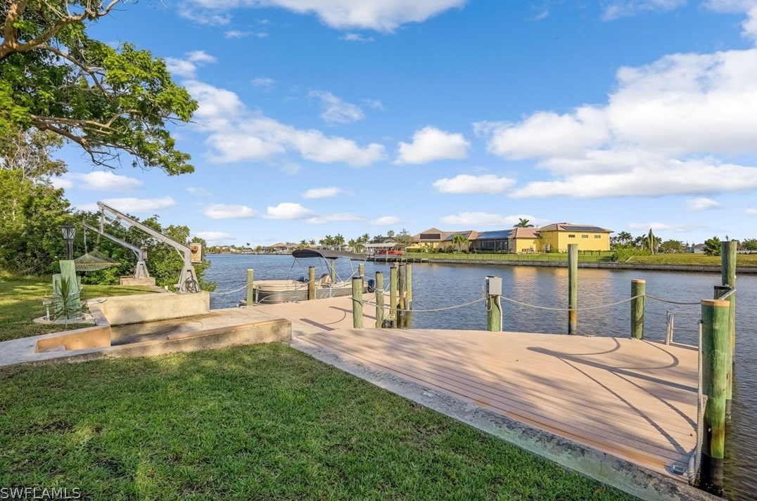 4209 26th St, Cape Coral, FL 33993-3407