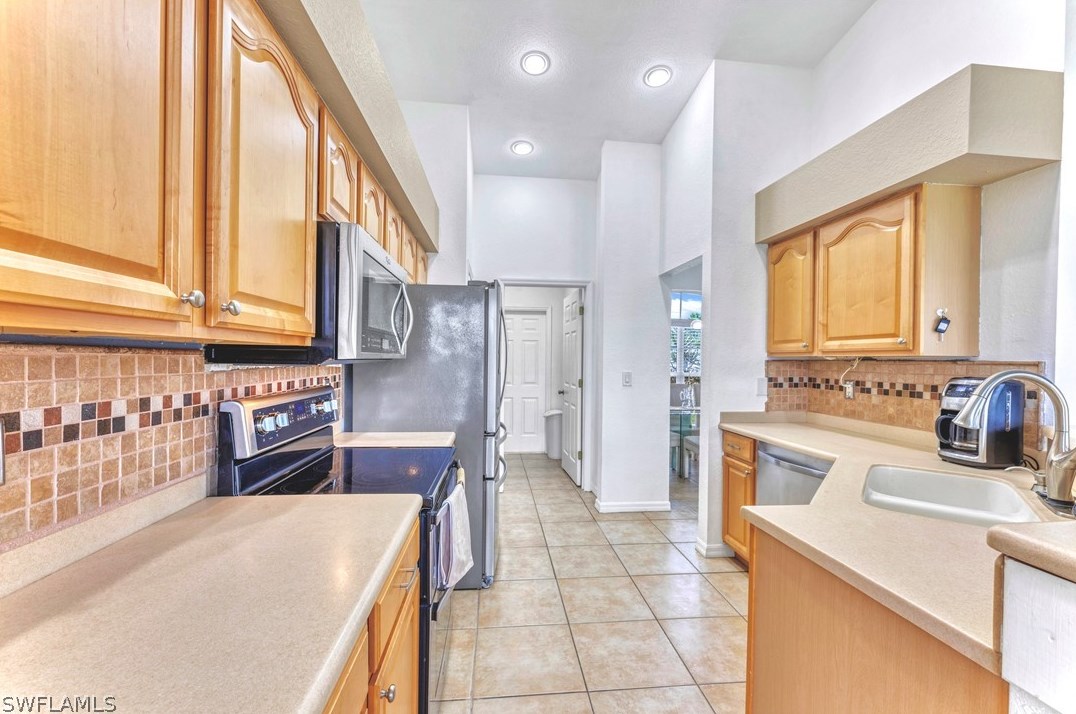 4113 20th St, Lehigh Acres FL  33976-3210 exterior