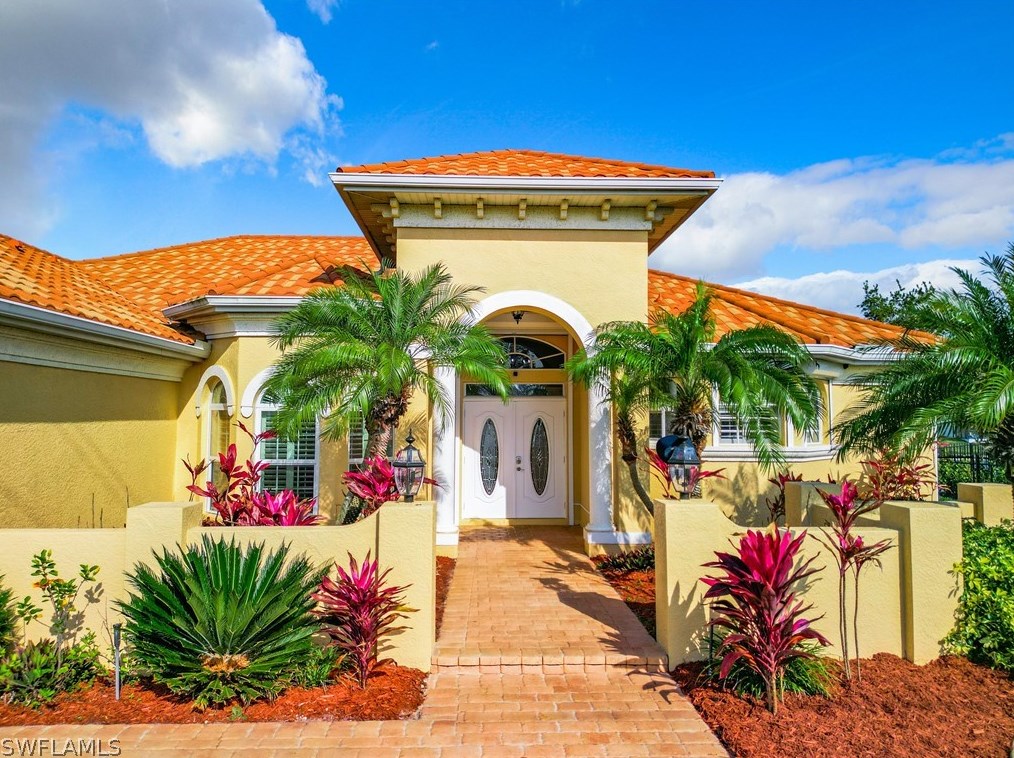 2115 Old Burnt Store Rd, Cape Coral, FL 33993-3517