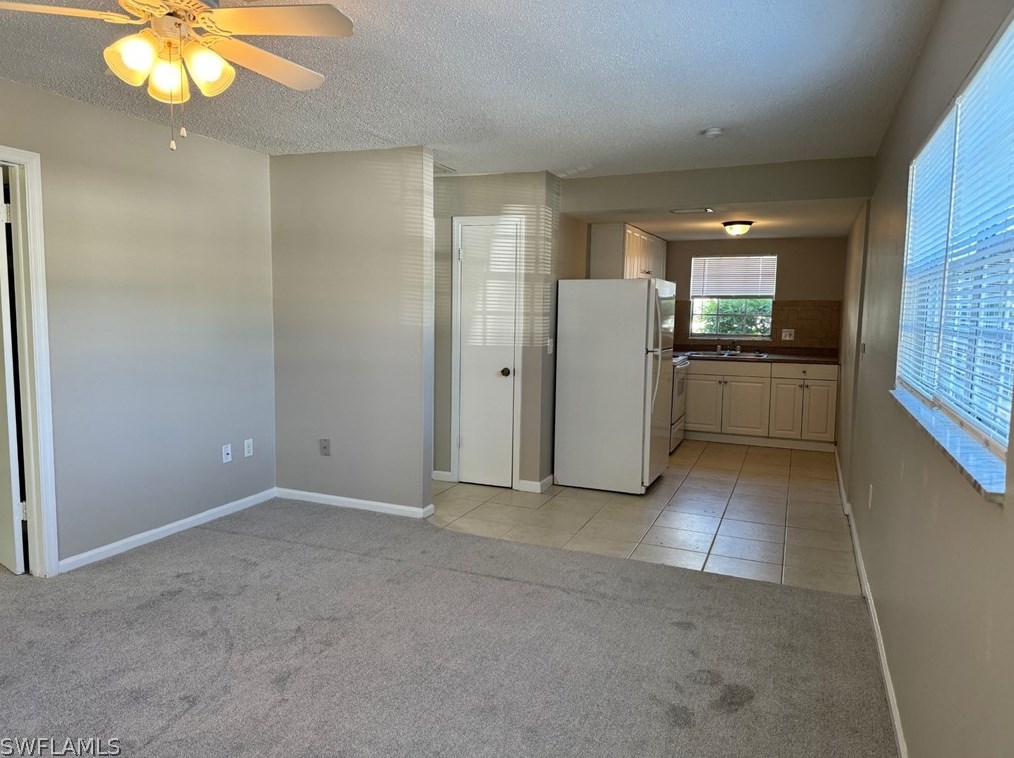 825 Courtington Ln, Fort Myers, FL 33919-3269