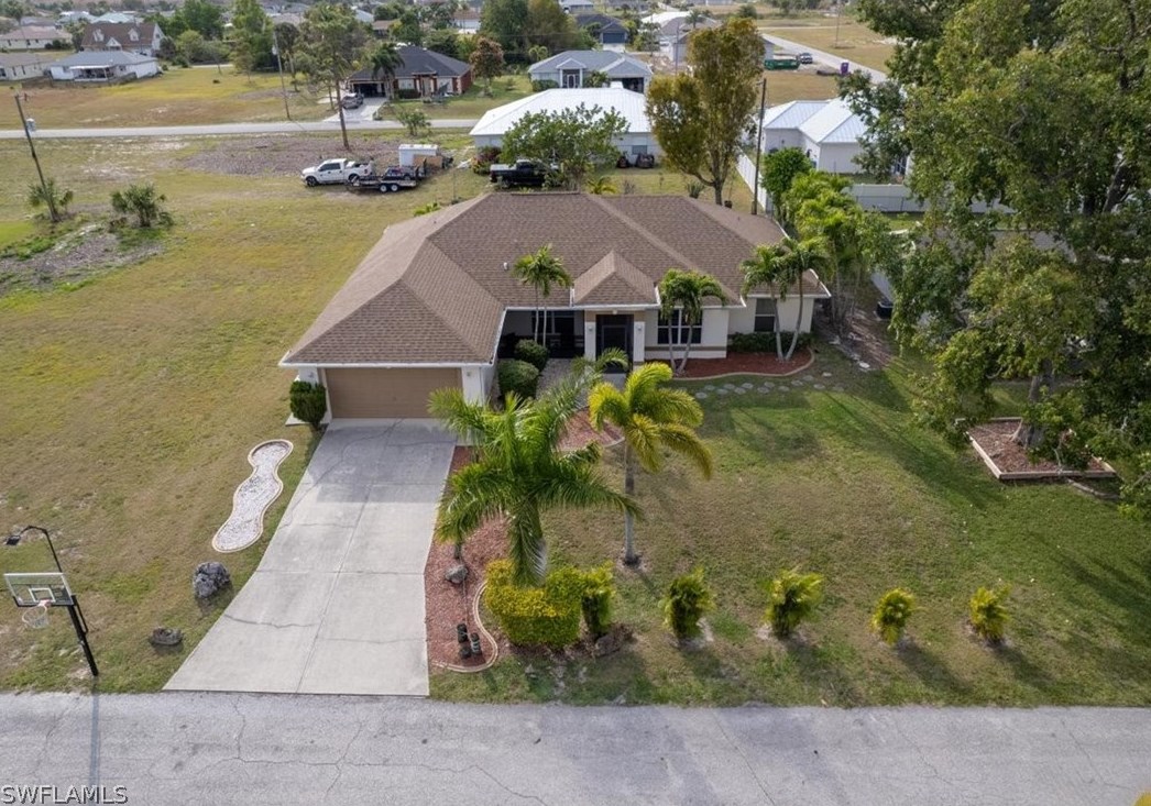 2620 Ne 21st Ct, Cape Coral, FL 33909