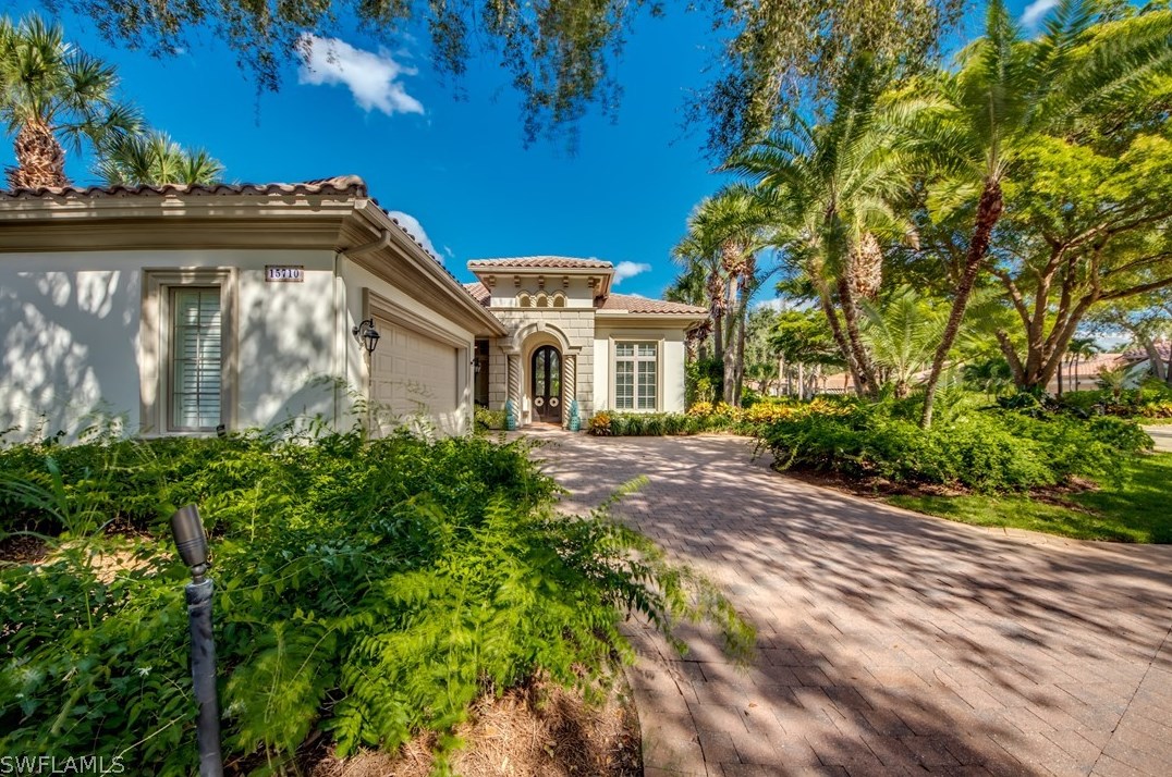 15710 Villoresi Way, Naples FL  34110-2714 exterior