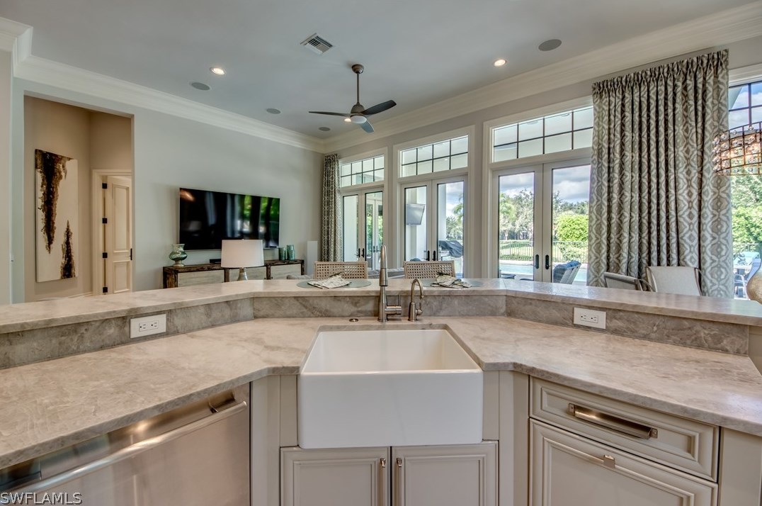 15710 Villoresi Way, Naples FL  34110-2714 exterior