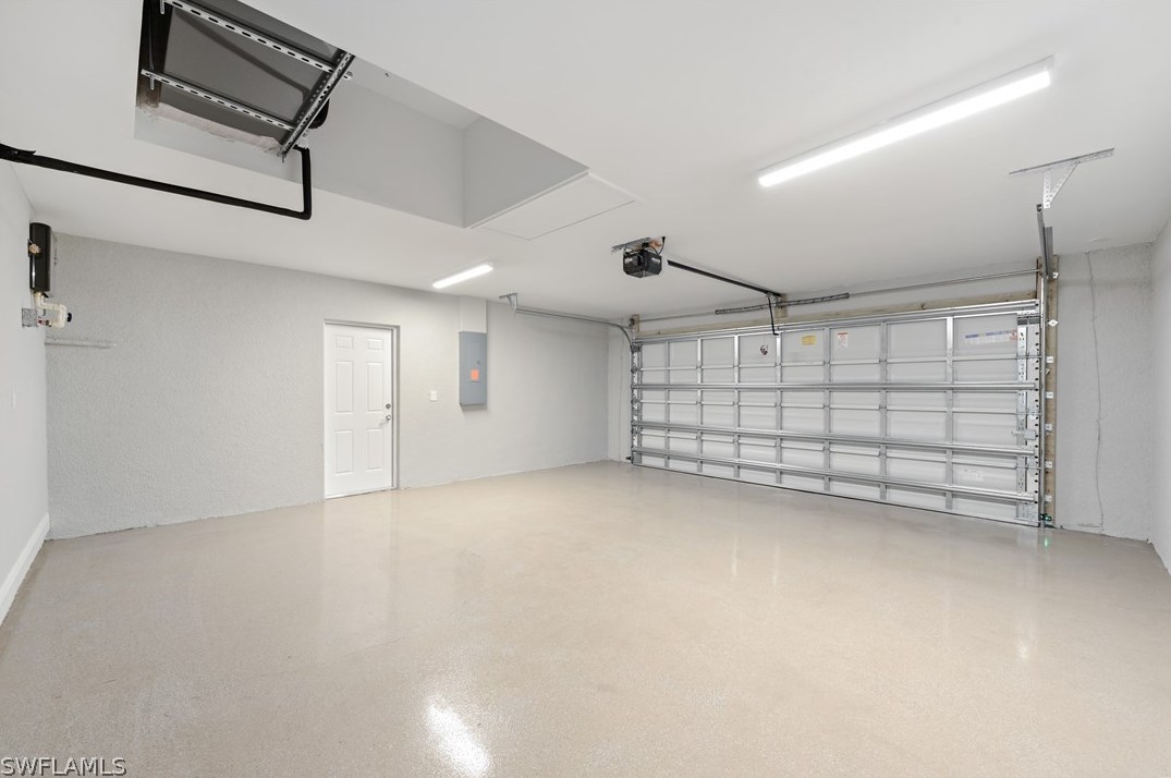 593 Morning Mist Ln, Lehigh Acres, FL 33974