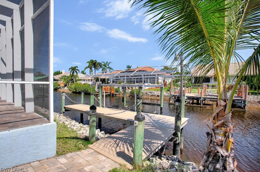 5906 Park Rd, Fort Myers, FL 33908-4609