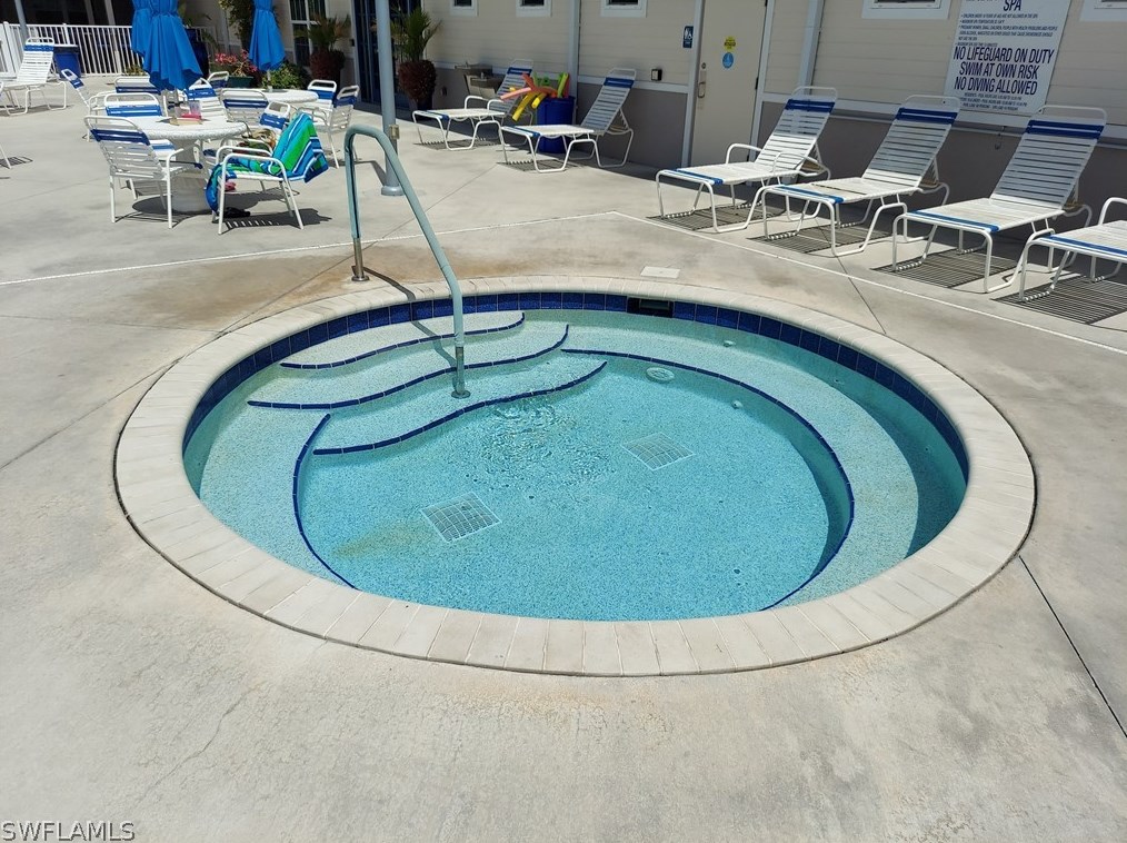 590 Boros Dr, Fort Myers FL  33903-2603 exterior