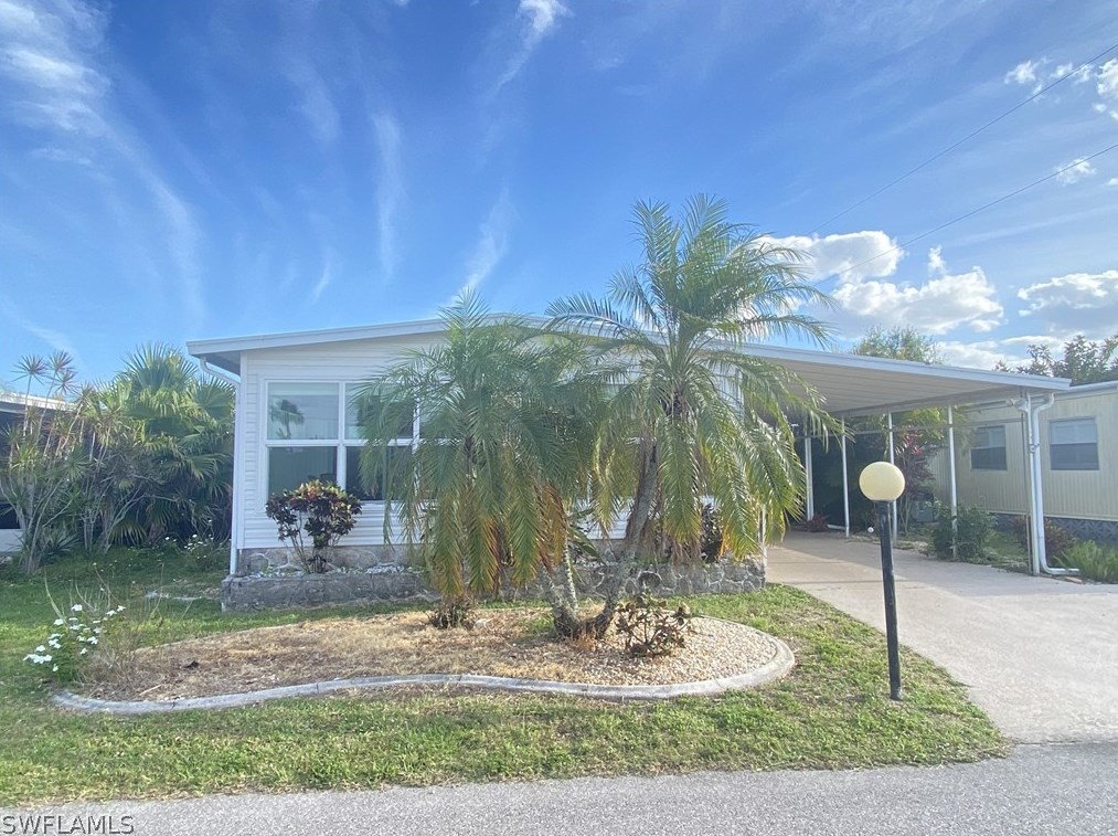 5668 Captain John Smith Loop, Fort Myers, FL 33917