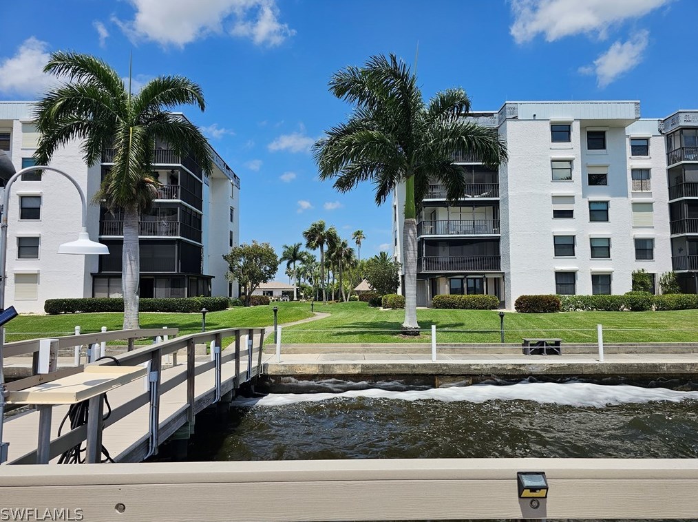 3460 Key Dr, Fort Myers FL  33903-7028 exterior