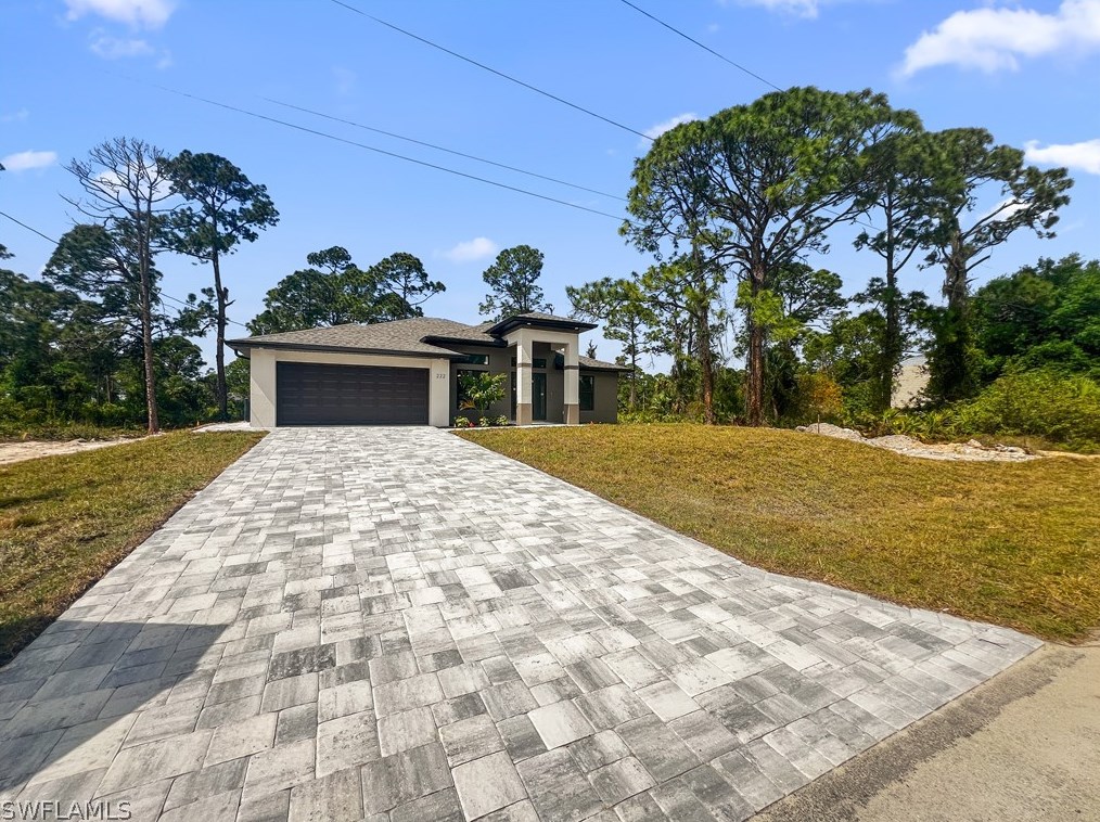 221 Patio Cir, Lehigh Acres, FL 33974