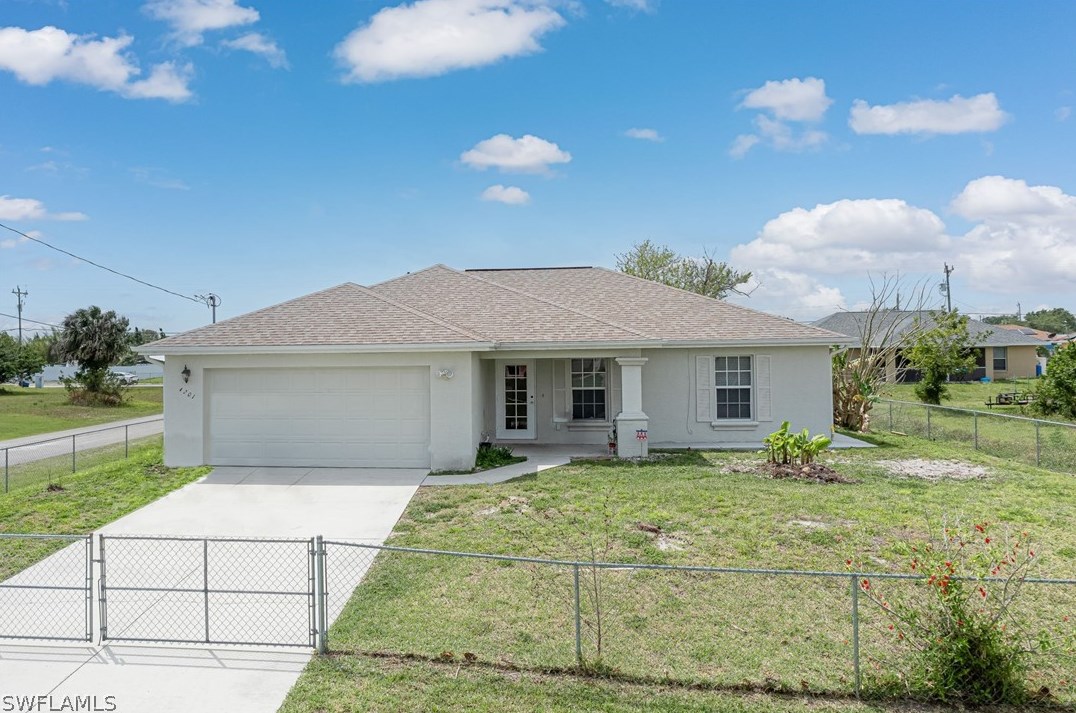 4201 13th St, Lehigh Acres, FL 33971-5016