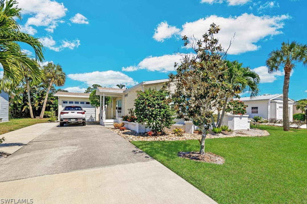 26192 Bonita Fairways Cir, Bonita Springs, FL 34135