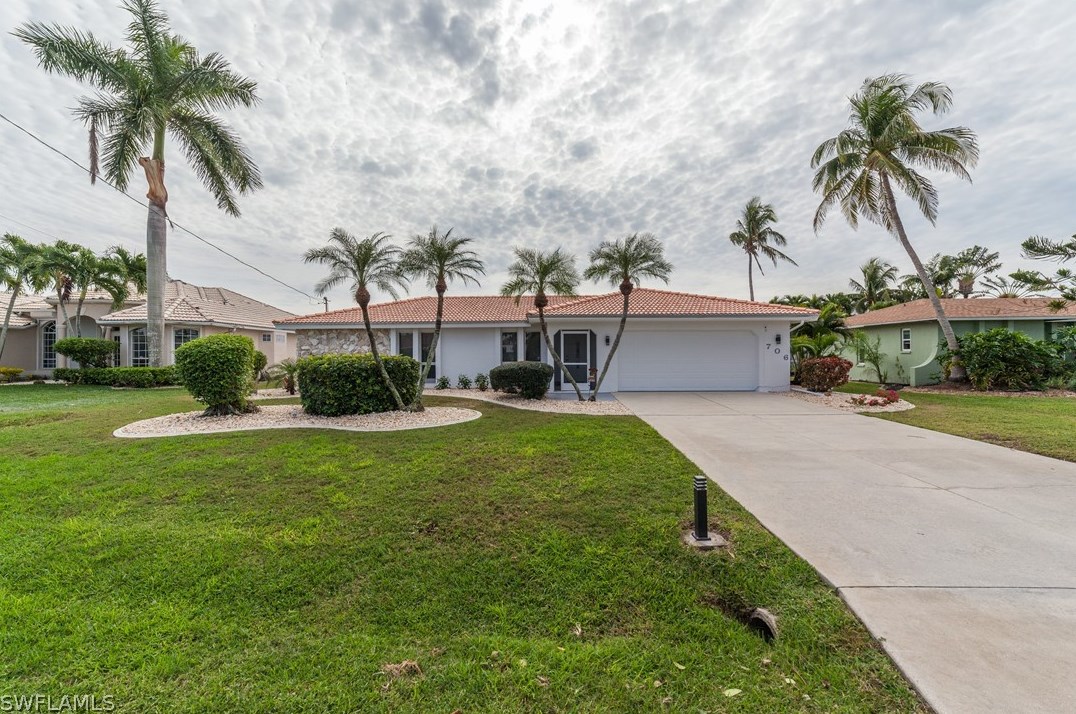 706 Sw 52nd St, Cape Coral, FL 33914