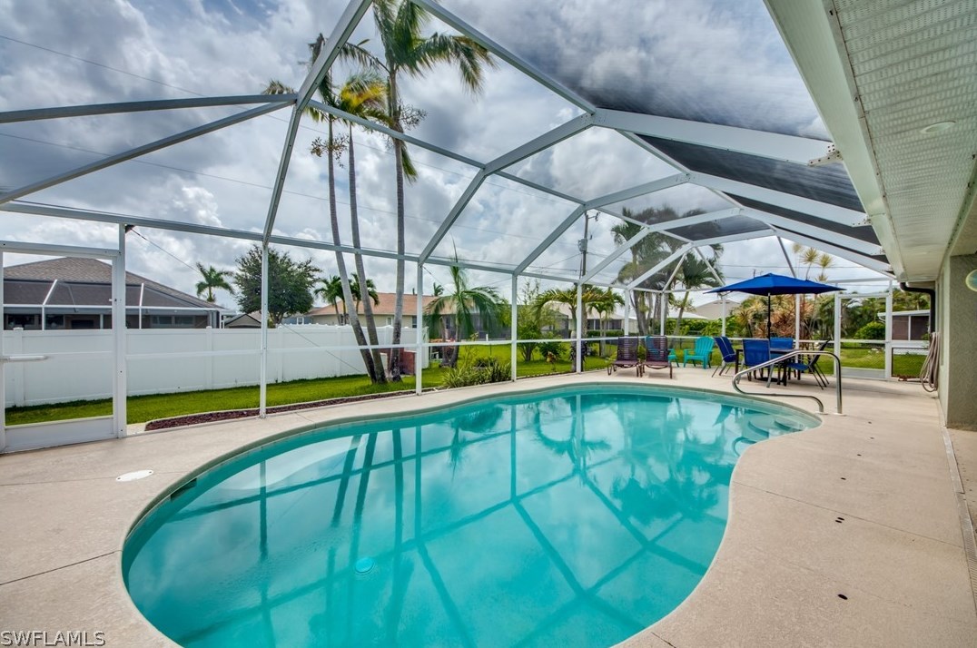 3002 Sw 6th Pl, Cape Coral, FL 33914