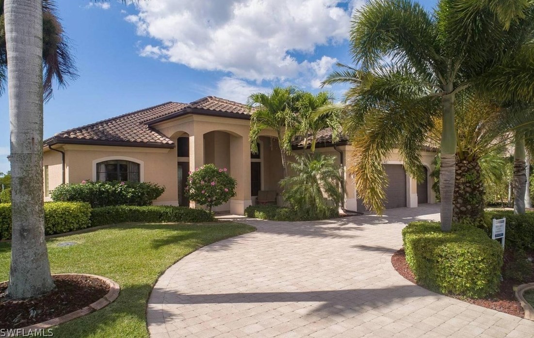 3612 Surfside Blvd, Cape Coral, FL 33914-4871