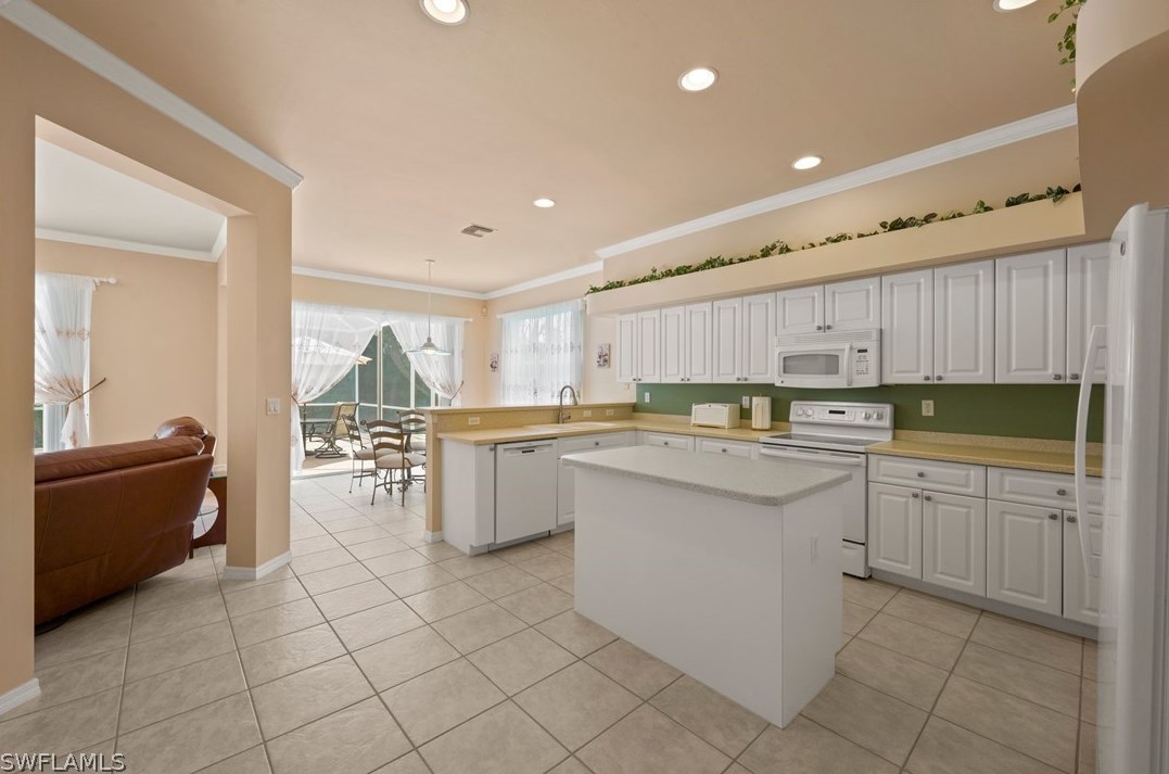 12952 Kedleston Cir, Fort Myers, FL 33912-6605
