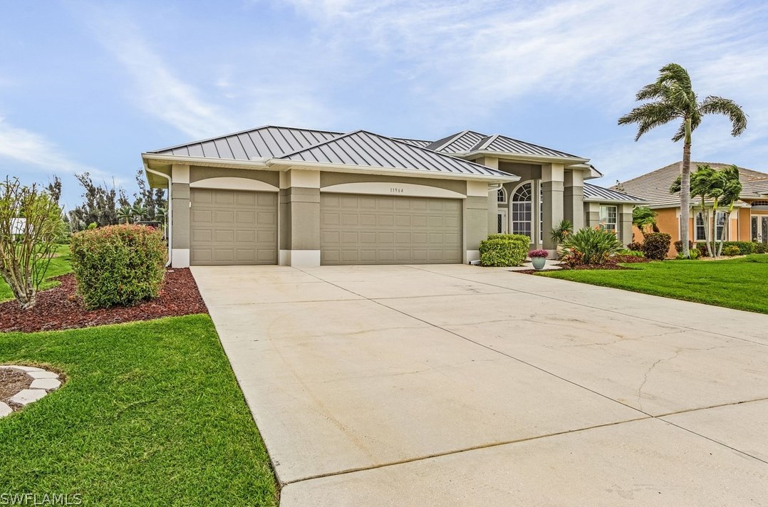 11964 King James Ct, Cape Coral, FL 33991-7501
