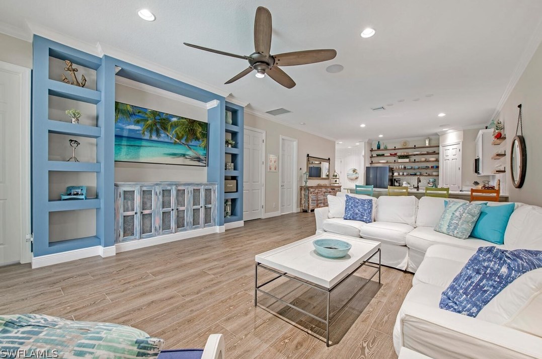 1123 S Town And River Dr, Fort Myers, FL 33919