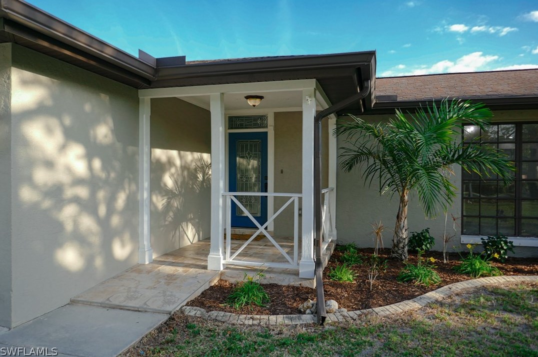 1434 Alcazar Ave, Fort Myers, FL 33901