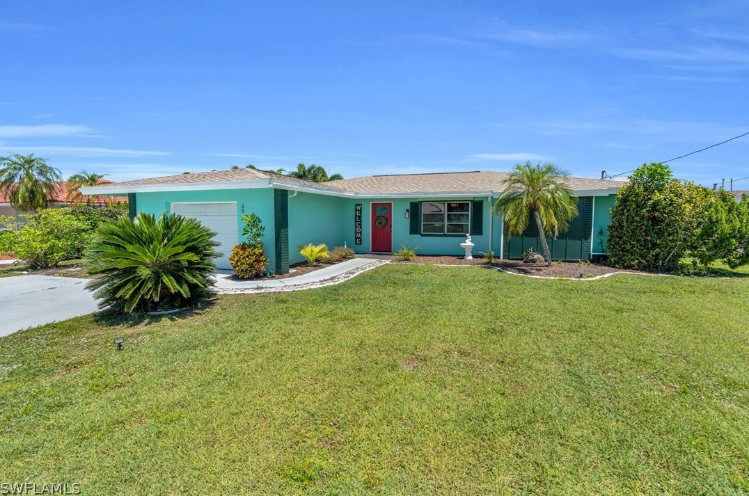 3919 9th Ct, Cape Coral, FL 33904-5214