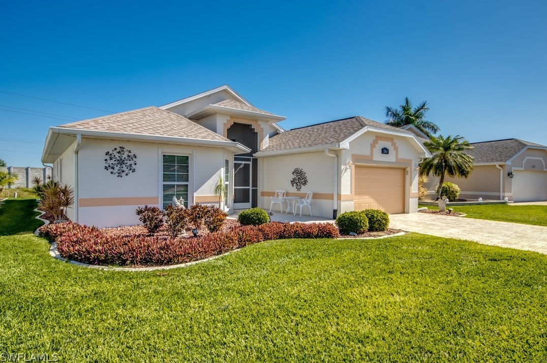 3861 Ponytail Palm Ct, Fort Myers, FL 33917-2067