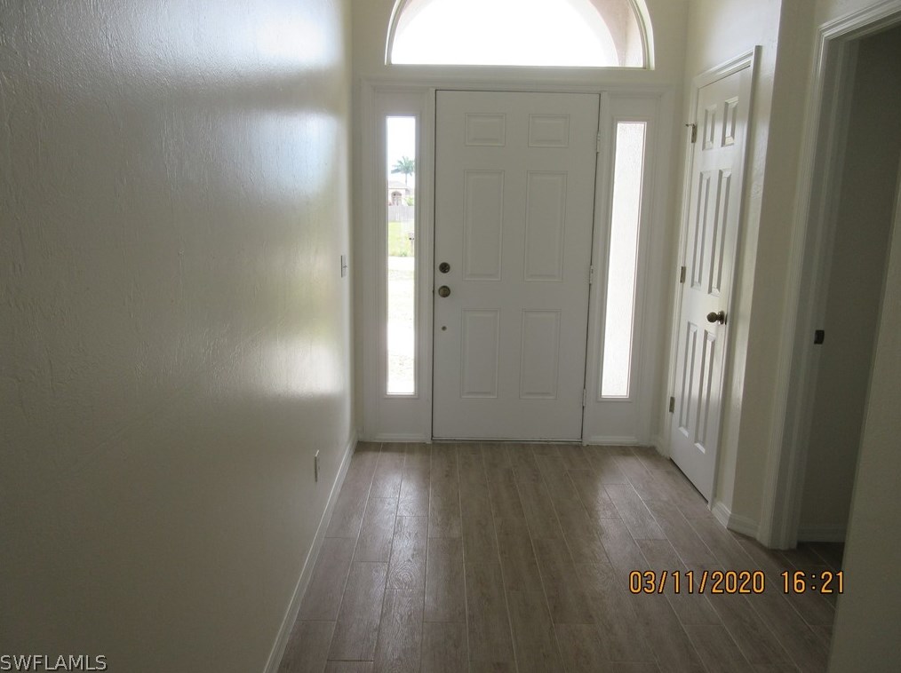 1911 12th Ln, Cape Coral, FL 33909-0016