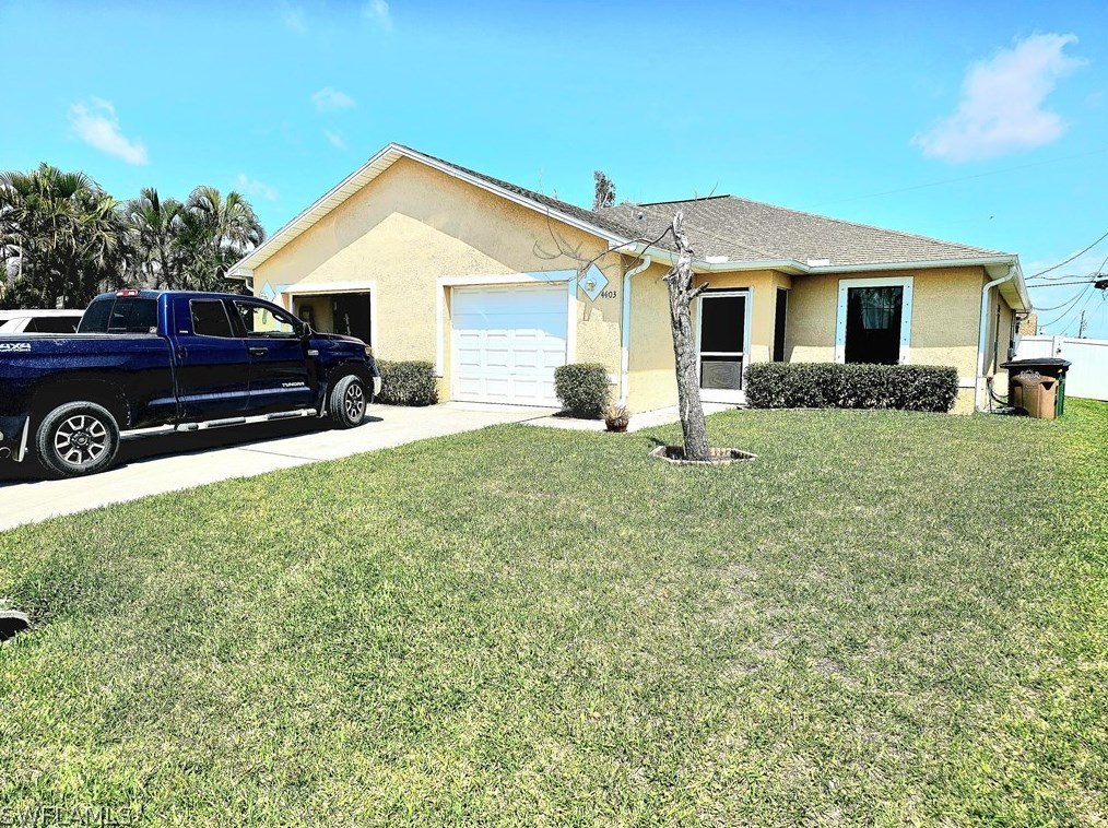 4401 7th Pl, Cape Coral, FL 33914-7556
