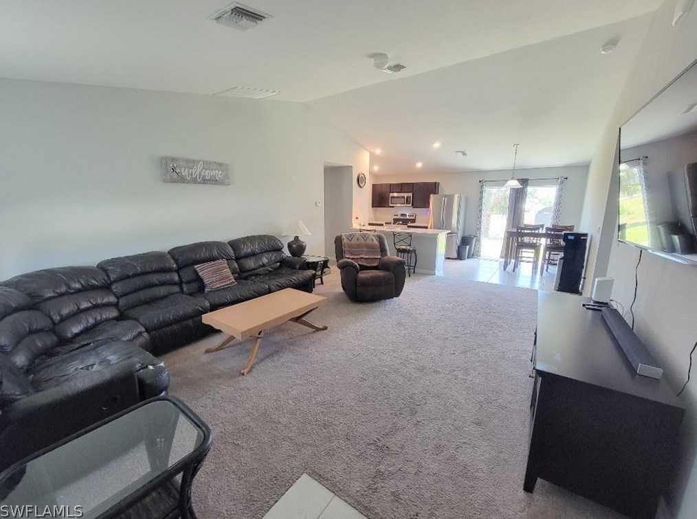 424 24th Ter, Cape Coral, FL 33909-4335