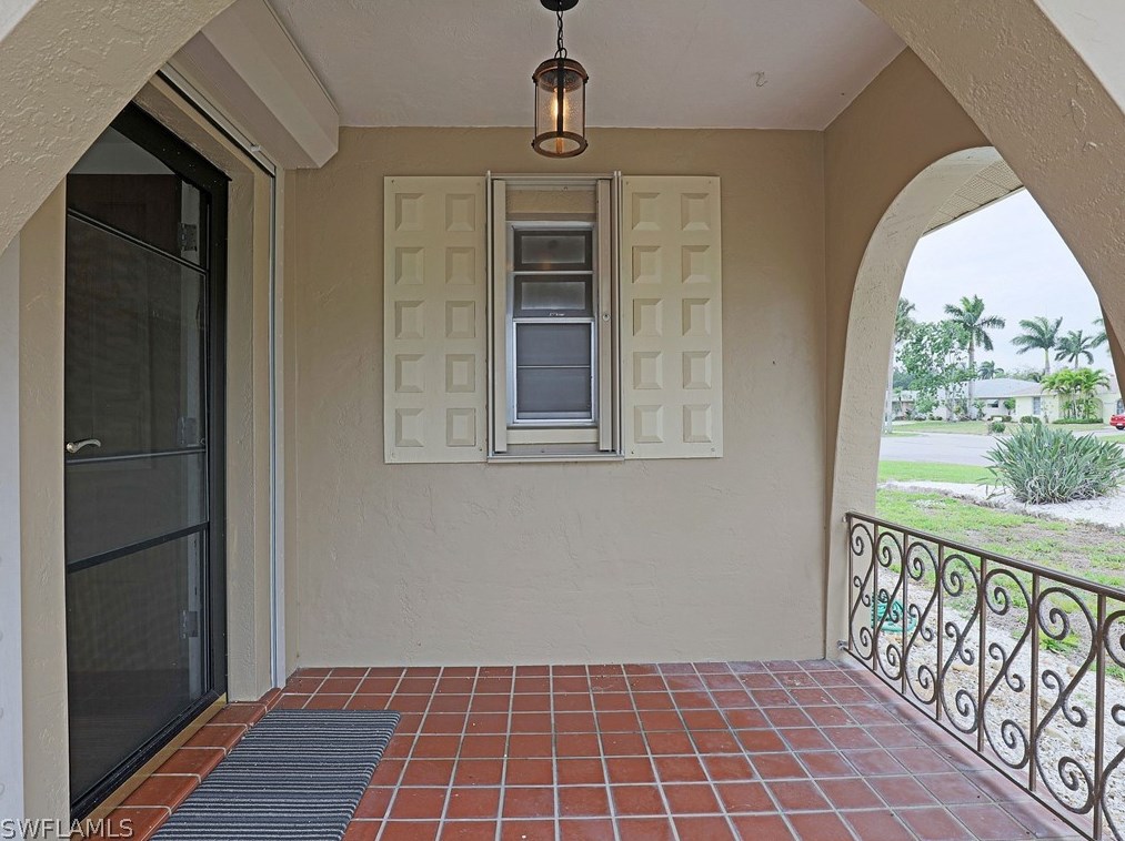 1365 Whiskey Creek Dr, Fort Myers, FL 33919-2213