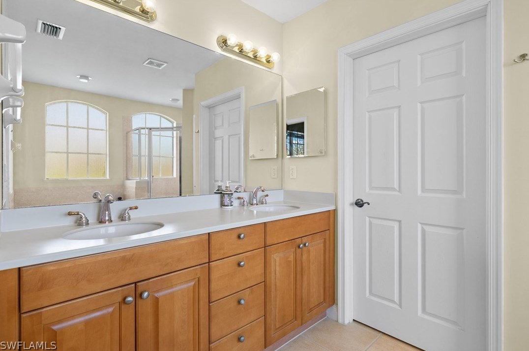 14051 Bently Cir, Fort Myers FL  33912-1991 exterior