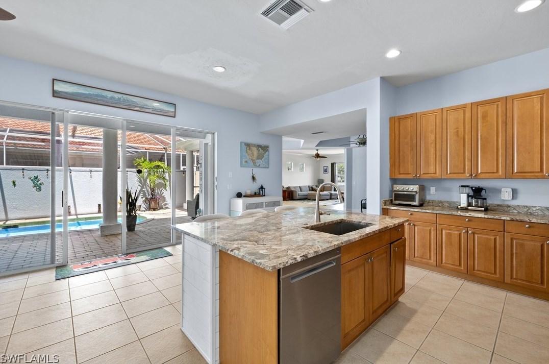 14051 Bently Cir, Fort Myers FL  33912-1991 exterior