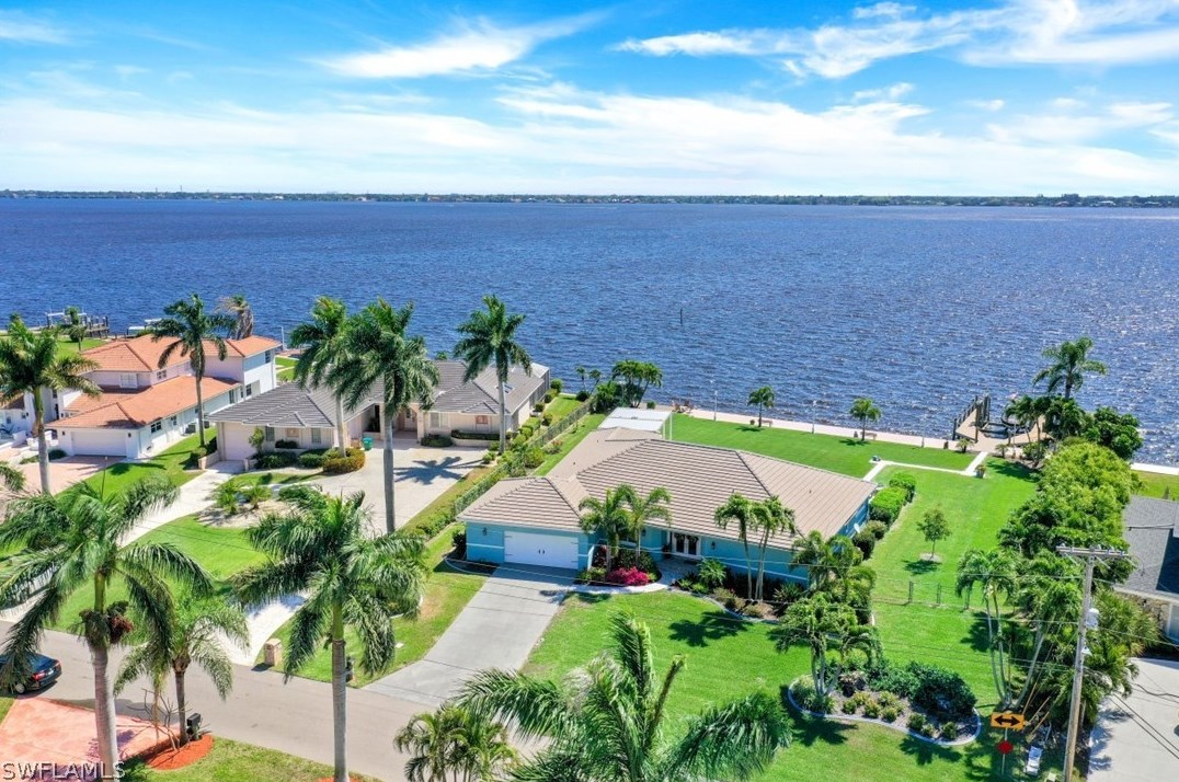 3735 21st Pl, Cape Coral, FL 33904-5093