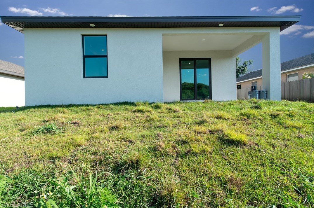 134 Francis Ave, Fort Myers FL  exterior