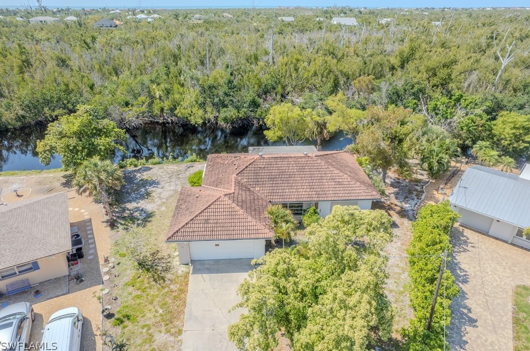1812 Ibis Ln, Sanibel, FL 33957-4002
