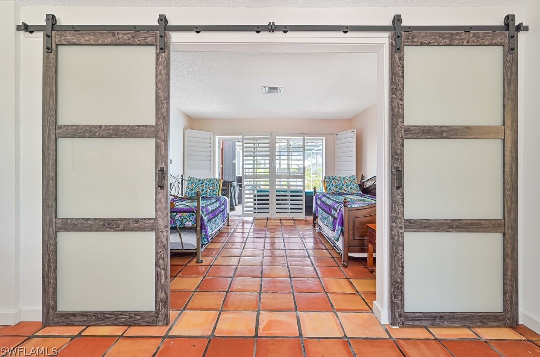 1118 20th St, Cape Coral FL  33990-4585 exterior