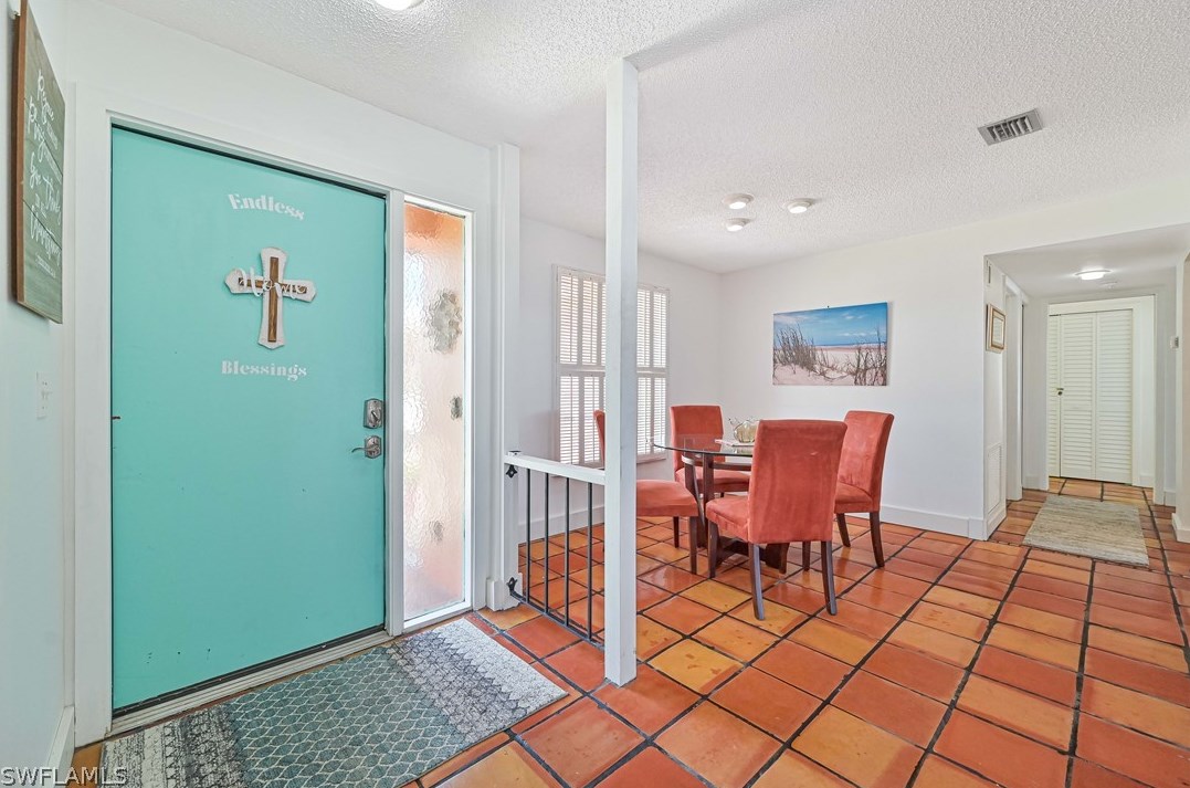 1118 20th St, Cape Coral FL  33990-4585 exterior