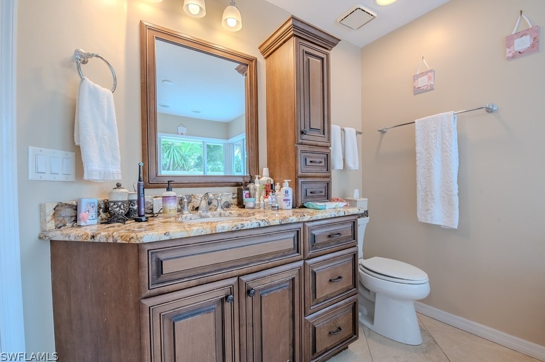 7181 Appleby Dr, Naples FL 34104-6502 exterior