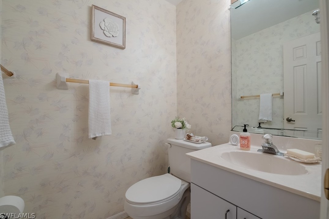 7181 Appleby Dr, Naples FL 34104-6502 exterior