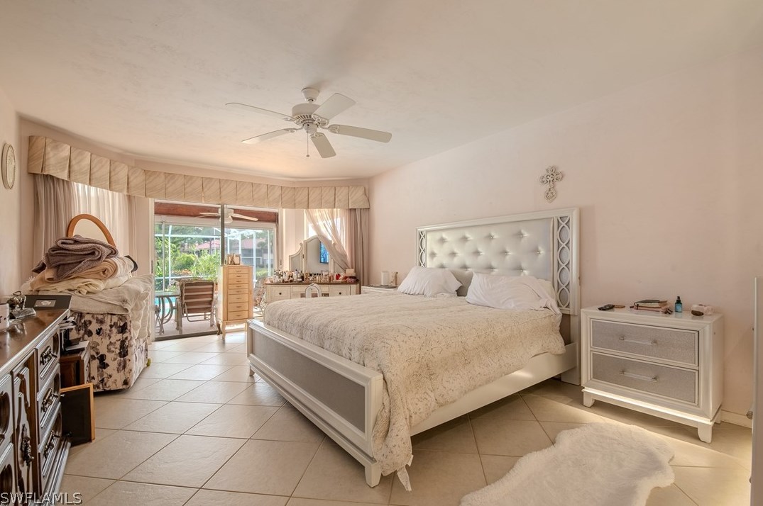 7181 Appleby Dr, Naples FL 34104-6502 exterior