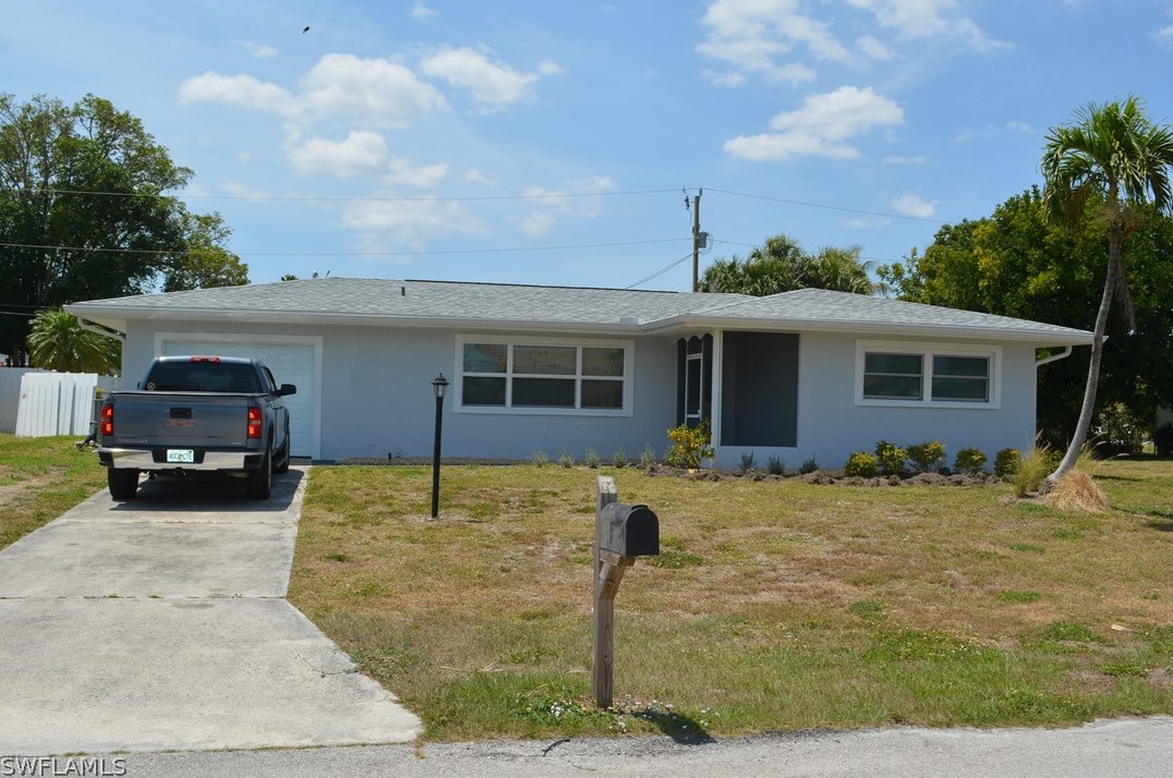4512 9th Ave, Cape Coral, FL 33914-6451
