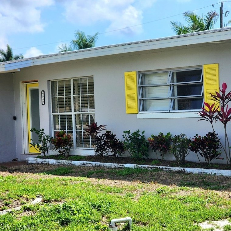 9949 Birr St, Fort Myers, FL 33919-6609