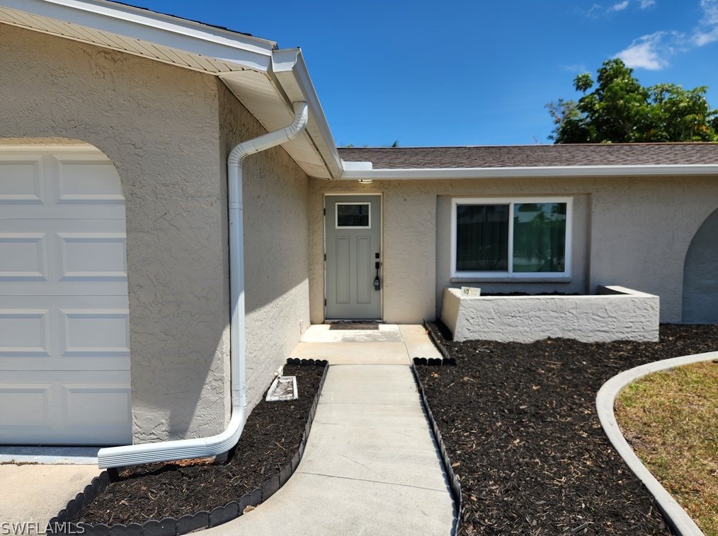 1423 Shelby Pkwy, Cape Coral, FL 33904-5771