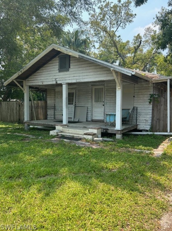 1258 Allen St, Fort Myers, FL 33916-1522